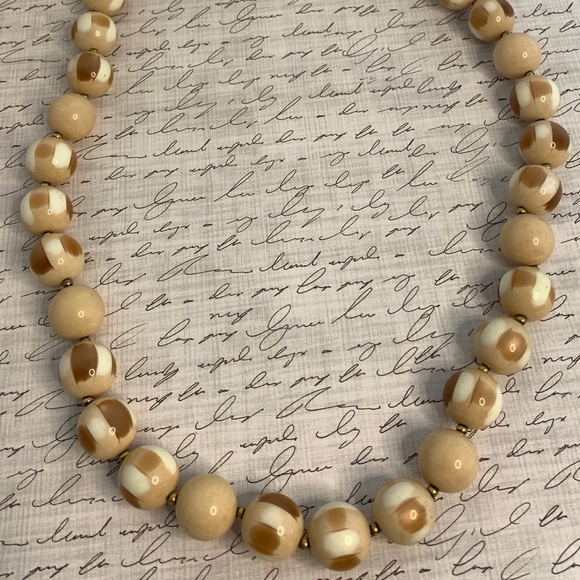 VINTAGE Mod Round Neutral Bead Necklace - Picture 1 of 5